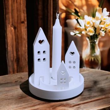 Kerzenteller Deko Set aus Raysin mit drei Lichthäusern Skandi-Stil  - Artikel-Nr. 1100056